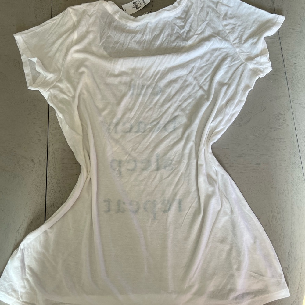 Express Graphic Tee - Picture 2 of 3